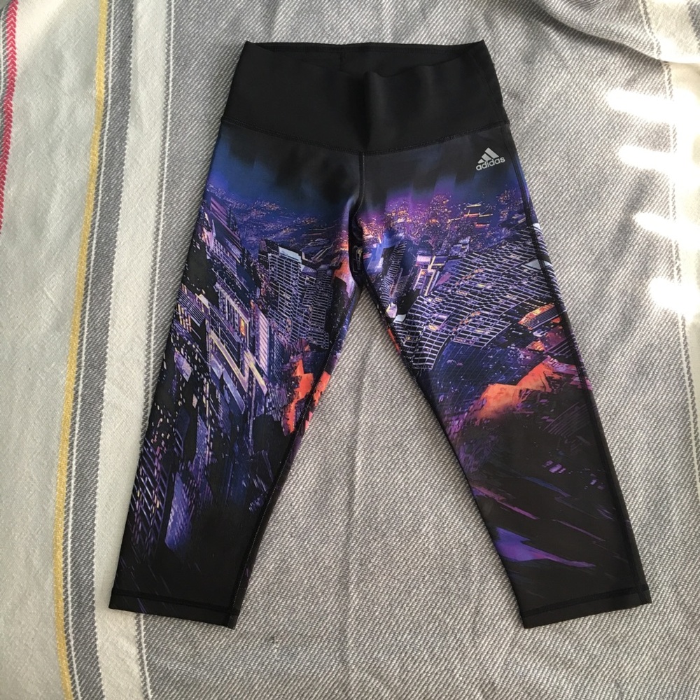 Adidas • City Capris